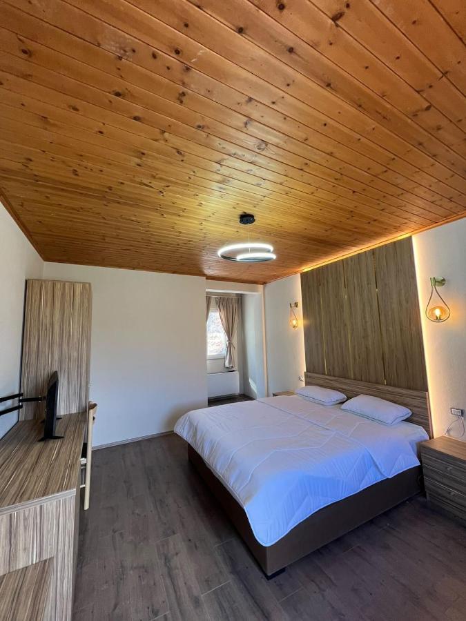 Bujtina Shehu Hotel Kukes Exterior photo